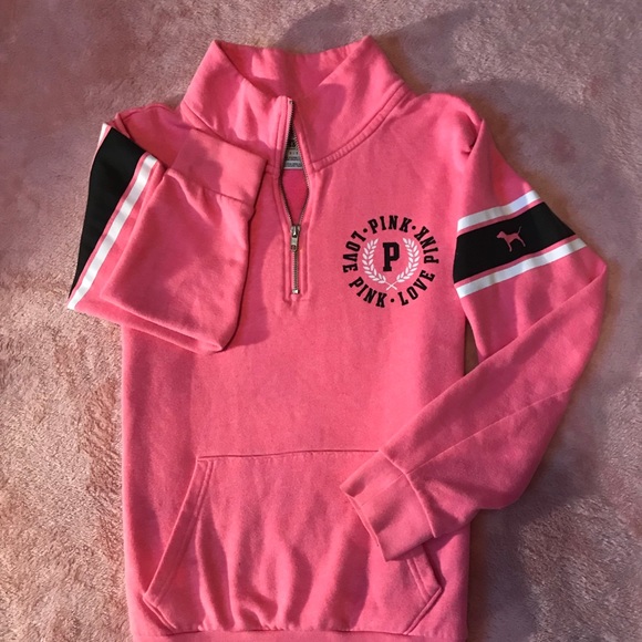 VS pink sweater bundle. Open to offers - Picture 4 of 5